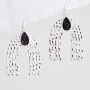 Torrid Geometric Arch Earrings - New